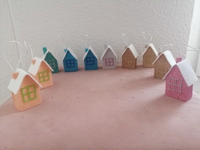 Selbstgebastelte Mini Weihnachtshäuser DIY Dekoration