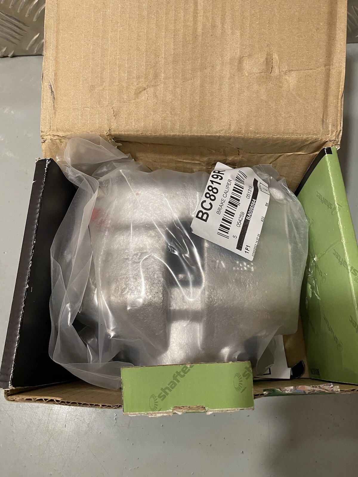 Shaftec BC8819R Brake Caliper Front Right For Audi Seat Skoda VW Brand New Open 7