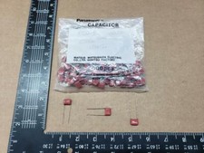(100 piezas) ECQ-E2104KS Panasonic, .1uF 250V 10%, Met. Condensador de película de poliéster