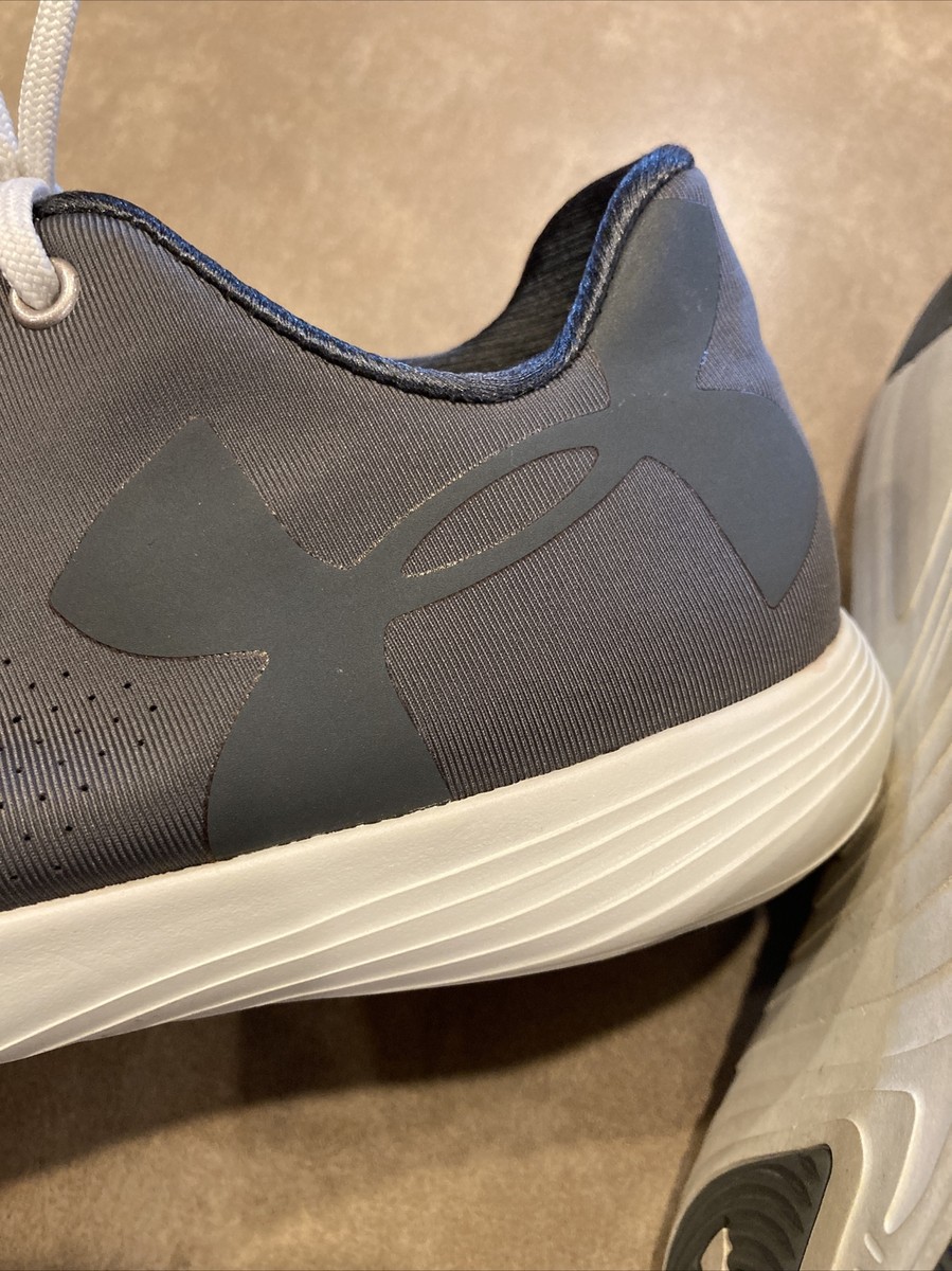 Athletic Shoes Under Armour Women's Street Precision Low