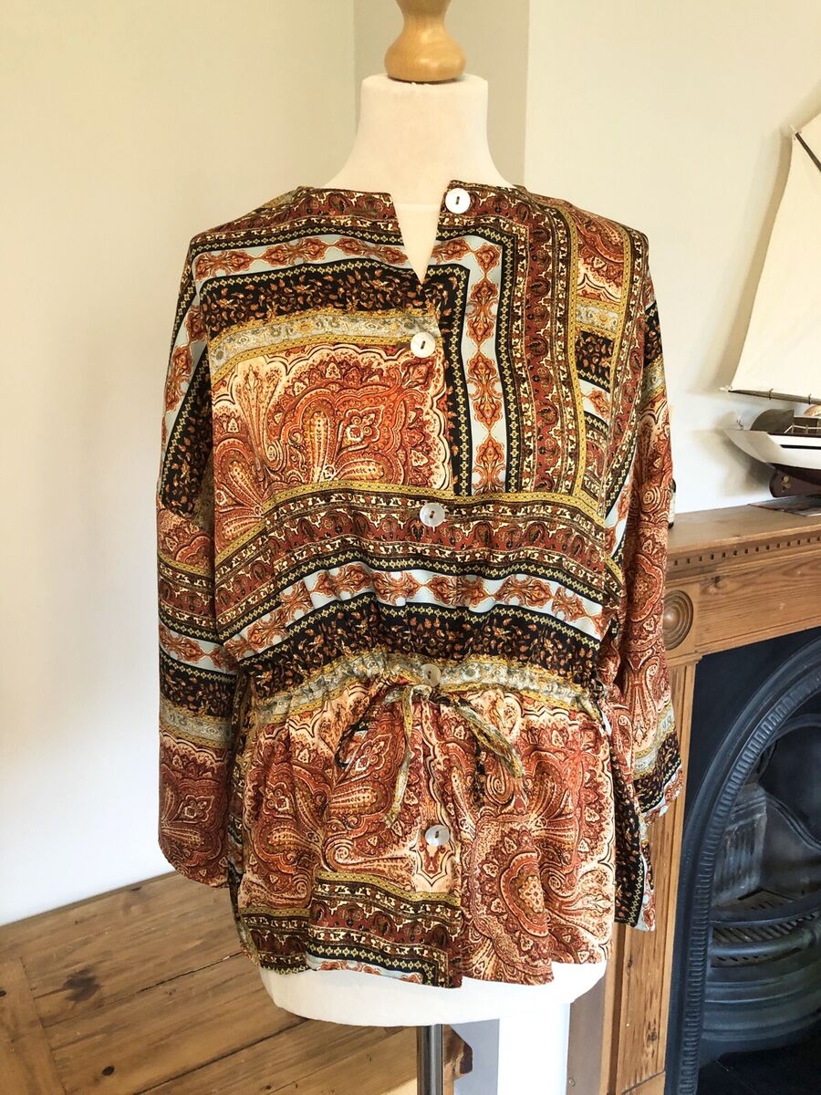 Zara Printed Button Up Kimono Jacket ( Set Available) Size S Zara Printed Button Up Kimono Jacket ( Set Available) Size S