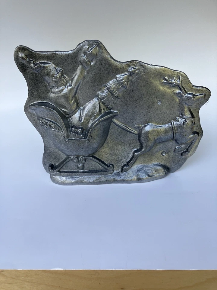 Primitive Antique Tin Style Santa Sleigh Reindeer Silver Resin Chocolate Mold - Image 2 of 4