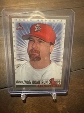 Mark McGwire 2000 Topps #236 St. Louis Cardinals Baseball Card NM