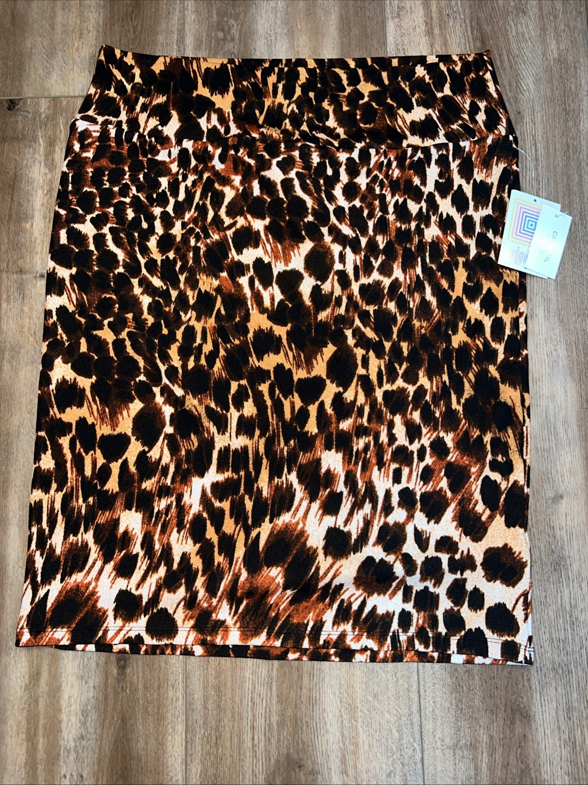 LULAROE CASSIE Pencil Skirt Size 🦄  3X 24-26 Cheetah Animal Print 26-28 Rare image 3