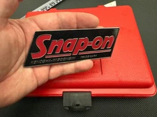 SNAP-ON tools logo badge decal VINTAGE  Nameplate  SSX16P104-4 .