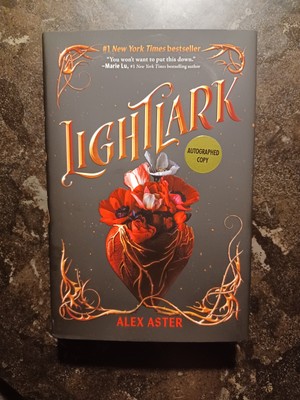 *SIGNED* Lightlark (Book 1) by Alex Aster (2022, HC/DJ)