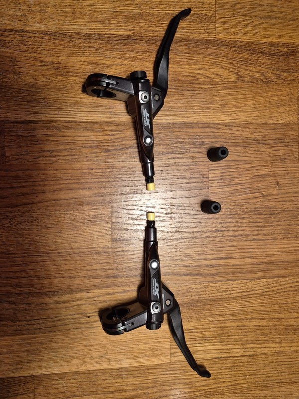 Shimano Deore XT T8100 Brake Lever PAIR I-spec II E-Bike Trekking Bicycle