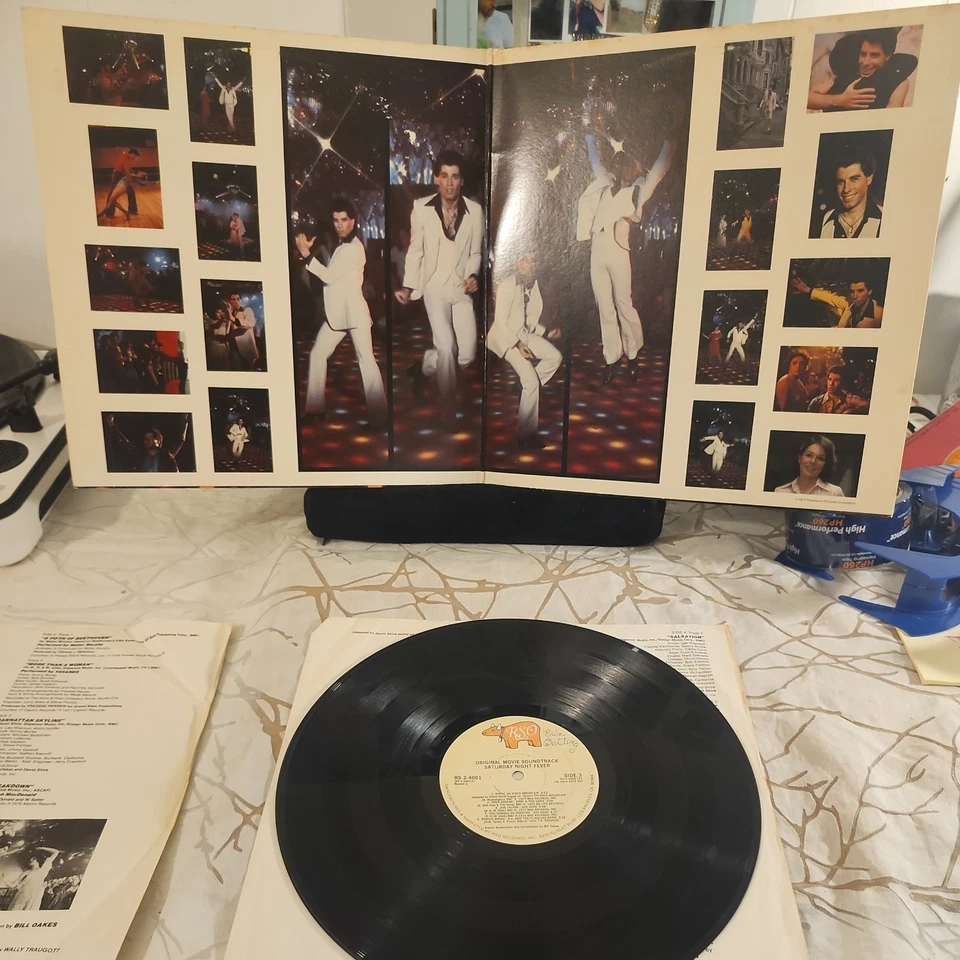 Saturday Night Fever Original Soundtrack 1977 Complete W/OG Sleeves Nice Copy! - Image 3 of 4