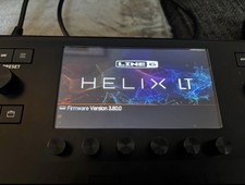 Line 6 Helix LT Guitar Multi-Effects Processor with Case