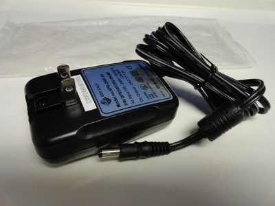 CUI Power Supply Wall Adapter 24VDC 1.3A (INPUT 100-240VAC) DPS240130U-P6-MF F21
