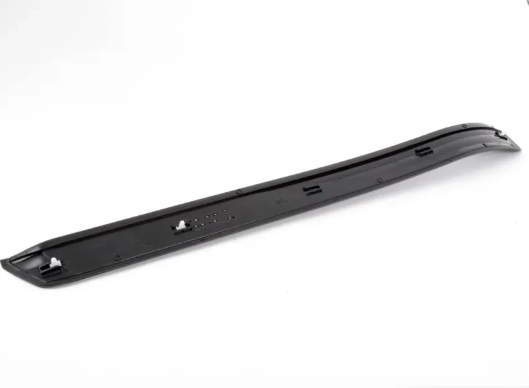BMW 5 E60 Front Right Door Sill Trim 51477034304 7034304 OEM | eBay
