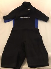 PROwest Wetsuit Youth Shorty Size Small Zipper Pull Very Good Condition