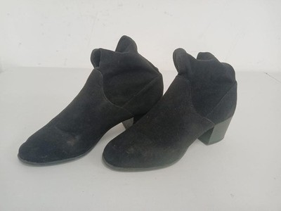 M&S Collection Stiefelette schwarz Wildleder zum Überziehen UK (6) EUR (39) A42