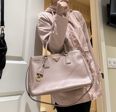 Prada Saffiano Lux Leather Galleria Double Zip Tote Medium   Cammeo Beige Strap