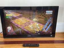 Sony Bravia 32 Inch LCD TV Model KDL-32BX320 Tested W/Original Remote