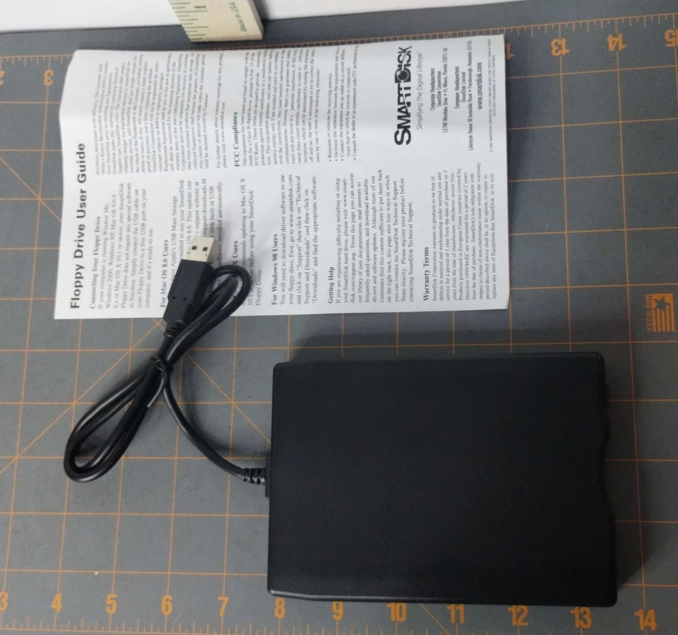 SmartDisk 钛 USB 电源高速 2x 外置 3.5 英寸软盘驱动器 — 第 3/4 张图片