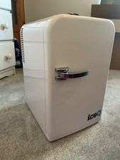 White iceQ Mini Fridge 15L
