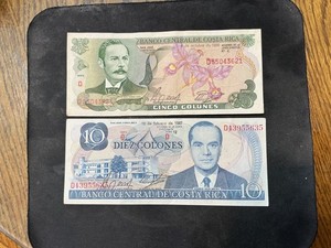 Costa Rica 1987/89 Colones XF AU Crisp 2 Banknote Lot.  N4094