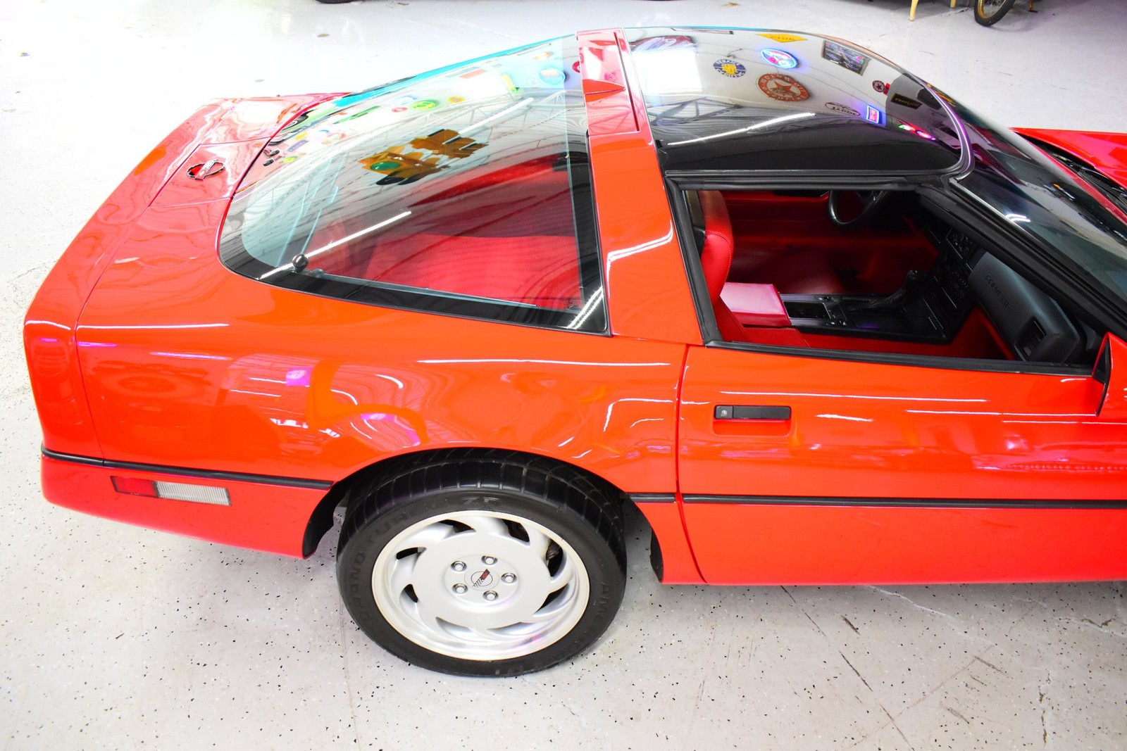 1988 Red Chevrolet Corvette   | C4 Corvette Photo 6