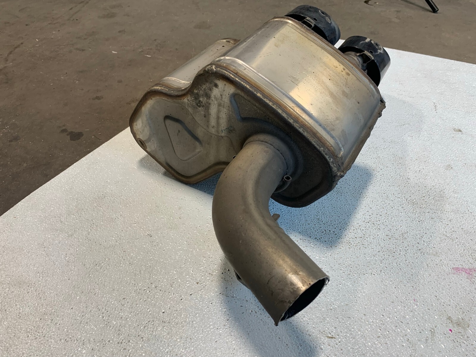 2014-2020 Maserati Ghibli Rear Left Driver Side Exhaust Muffler Dual Tip OEM