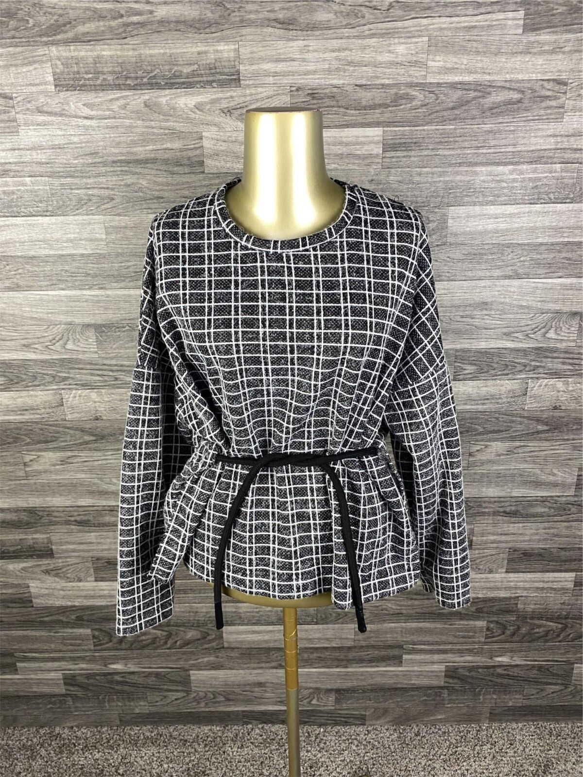 ZARA Basic Waist Tie Split Hem Black & White Plai… - image 1