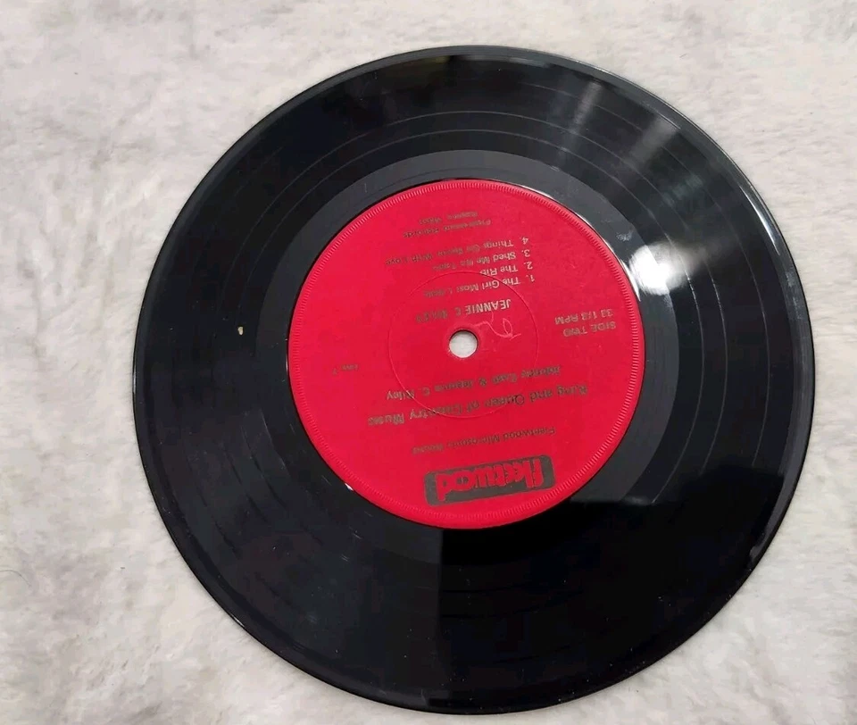 RECORD JOHNNY CASH & JEANNIE C. RILEY KING AND QUEEN OF COUNTRY MUSIC 33RPM - Image 4 of 4