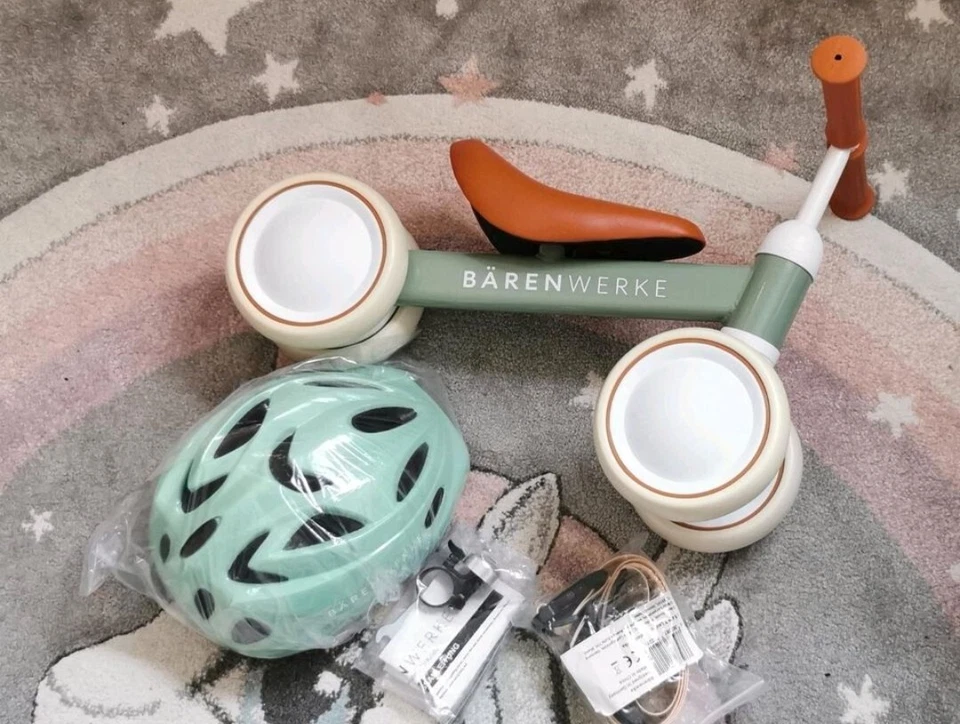  Laufrad Kinderlaufrad  NEU mit Helm, Tragegurt, Klingel 