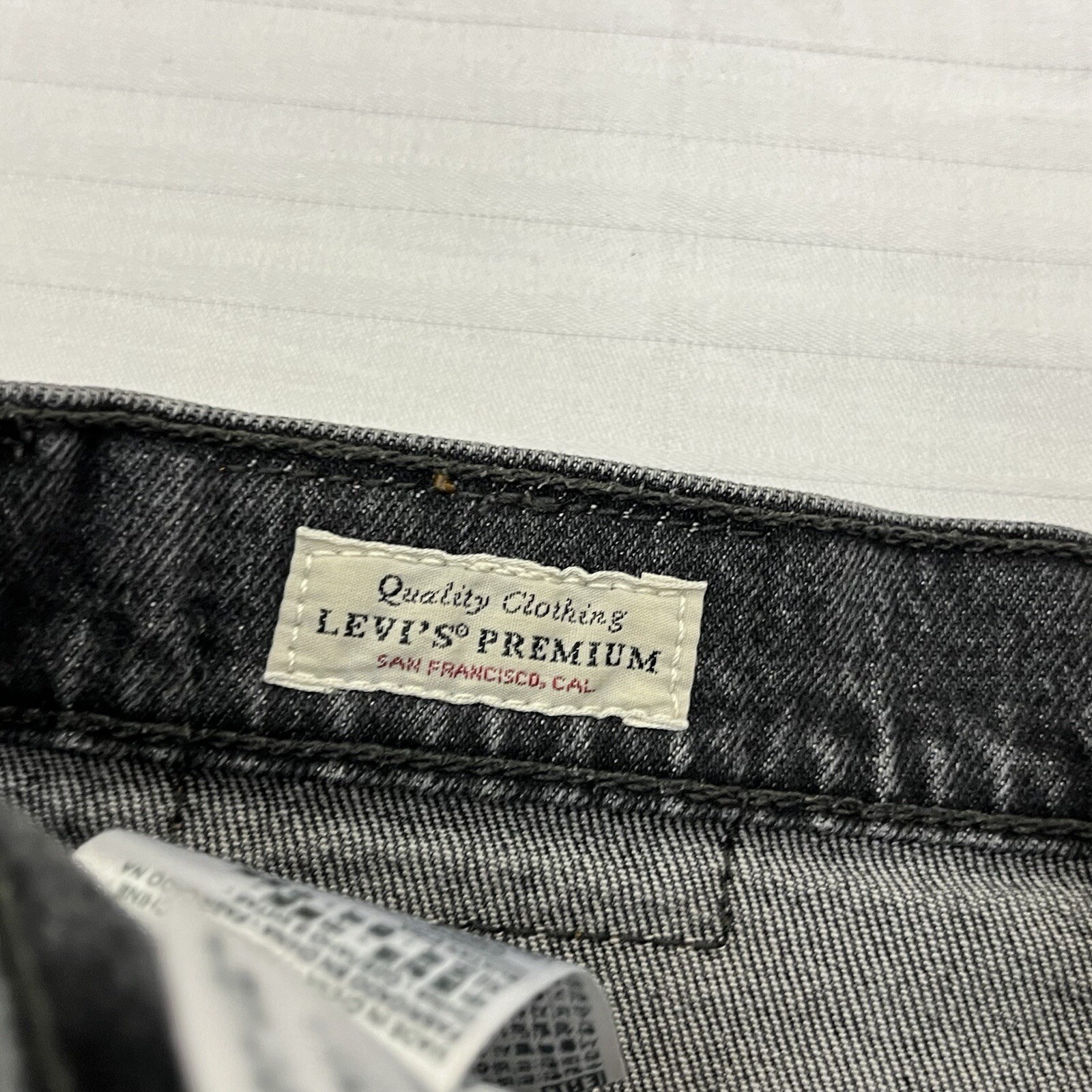 levis 501 womens denim shorts w29 in dark grey image 6