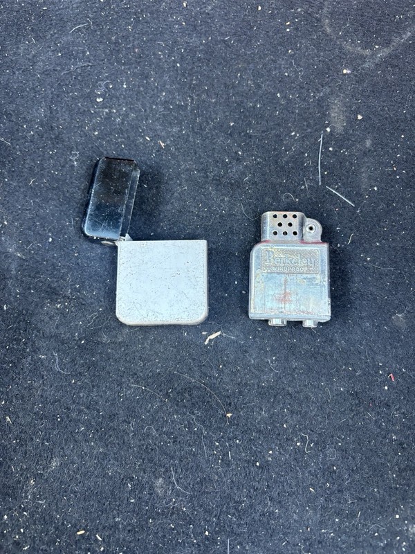 Vintage WWII Berkeley Flashlight Windproof Lighter 1940’s! No Reserve Auction