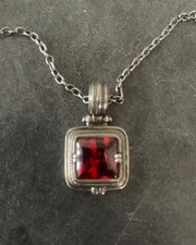 Vintage - Art Déco Kette mit quadratischen roten Stein (Granat?) 925er Silber