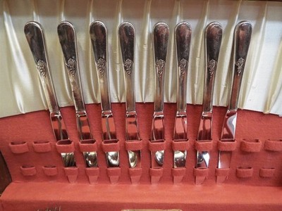 Holmes & Edwards Inlaid Youth Silverplate Flatware Set 67 pcs H