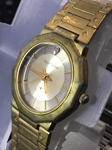 Sergio Valente 30mm Classics Ladies Golden Quartz Watch, New Battery (Y43) - Picture 5 of 10