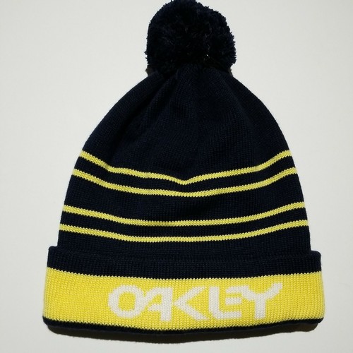 Oakley Beanie 818 Logo Striped. Navy 