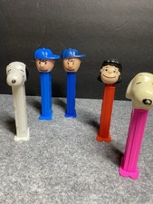 Vtg PEANUTS  Lucy, Charlie Brown, Snoopy Pez Dispensers with Feet Lot of 5