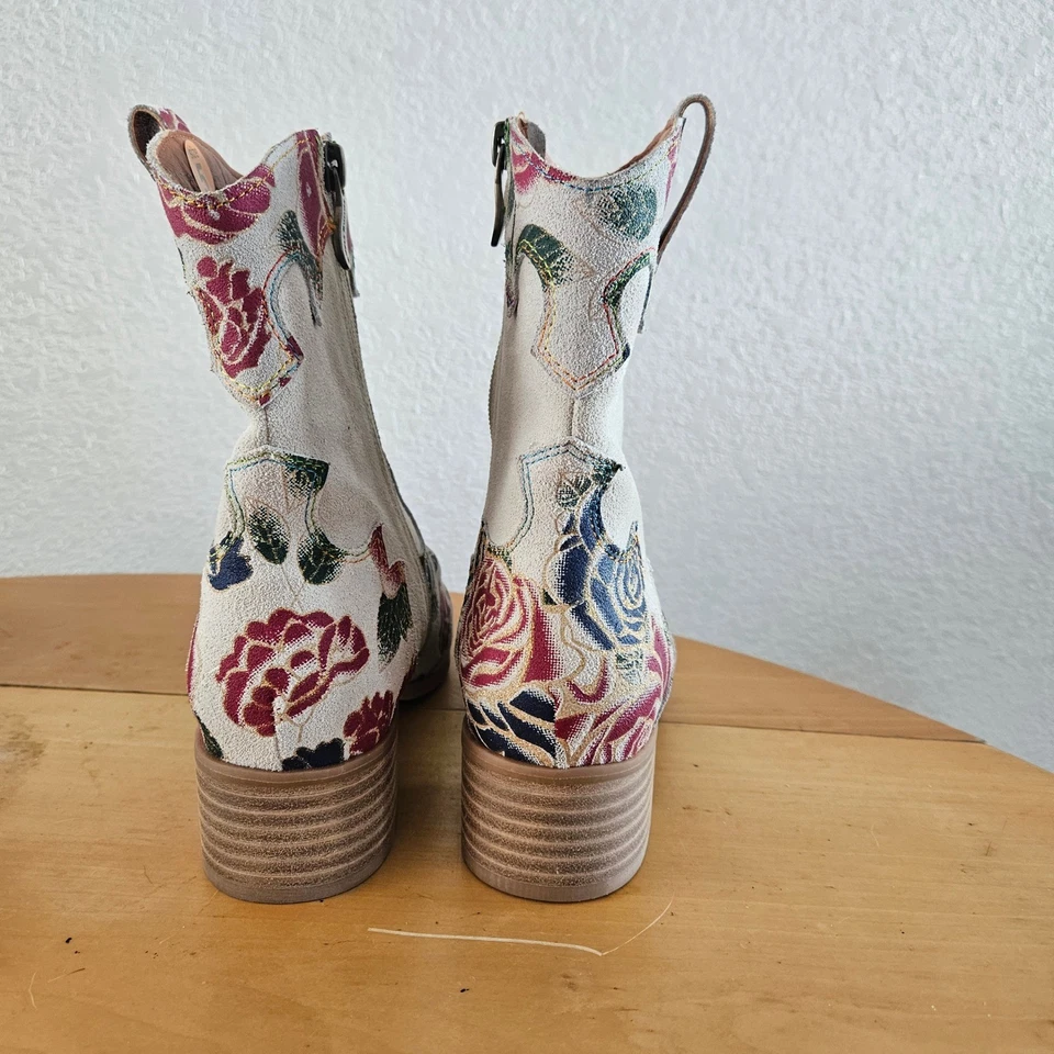 L'Artiste Floral Embroidered Leather Western Cowboy Ankle Boots Size 36 - Image 4 of 4