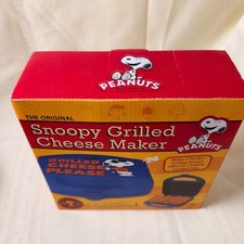Vintage 1990s Smart Planet Snoopy Grilled Che...