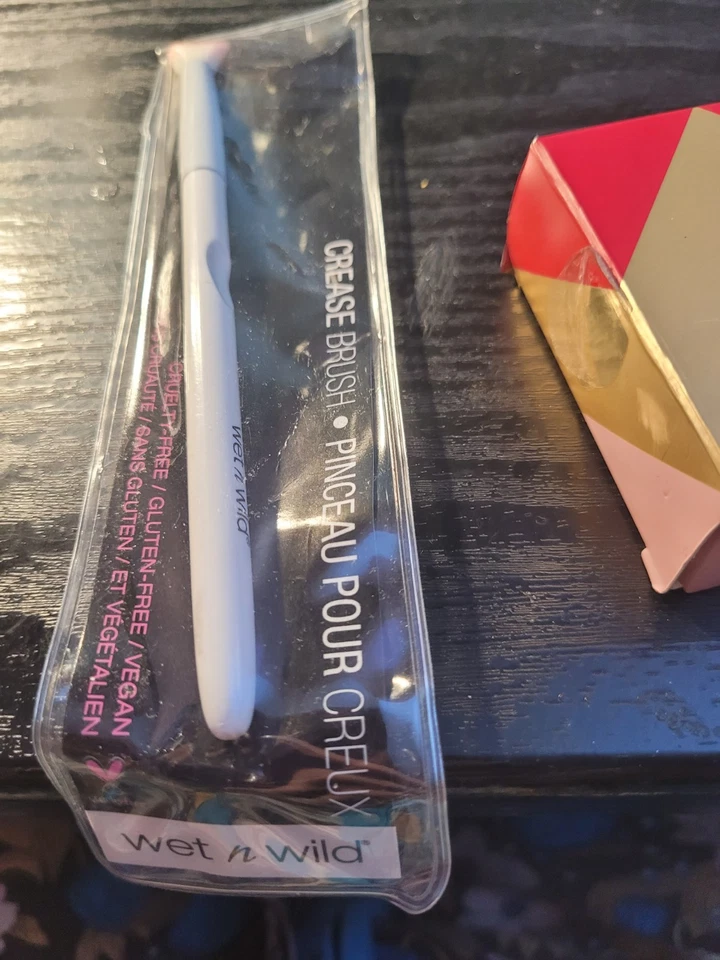 SEPHORA BLUSHING FOR YOU PALETTE  & pacifica coconut blush & crease brush new - Image 3 of 4