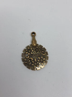 Antik Bronze Kleeblatt Fadenschneider Anhänger 1 1/4" x 1 3/4" Quilten Nähen - Bild 1 von 2