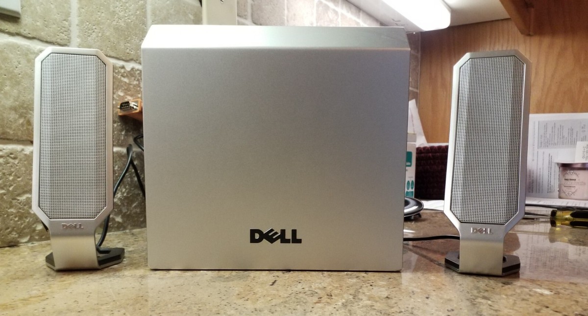 Dell A525 Zylux Multimedia Computer Speaker System Powered