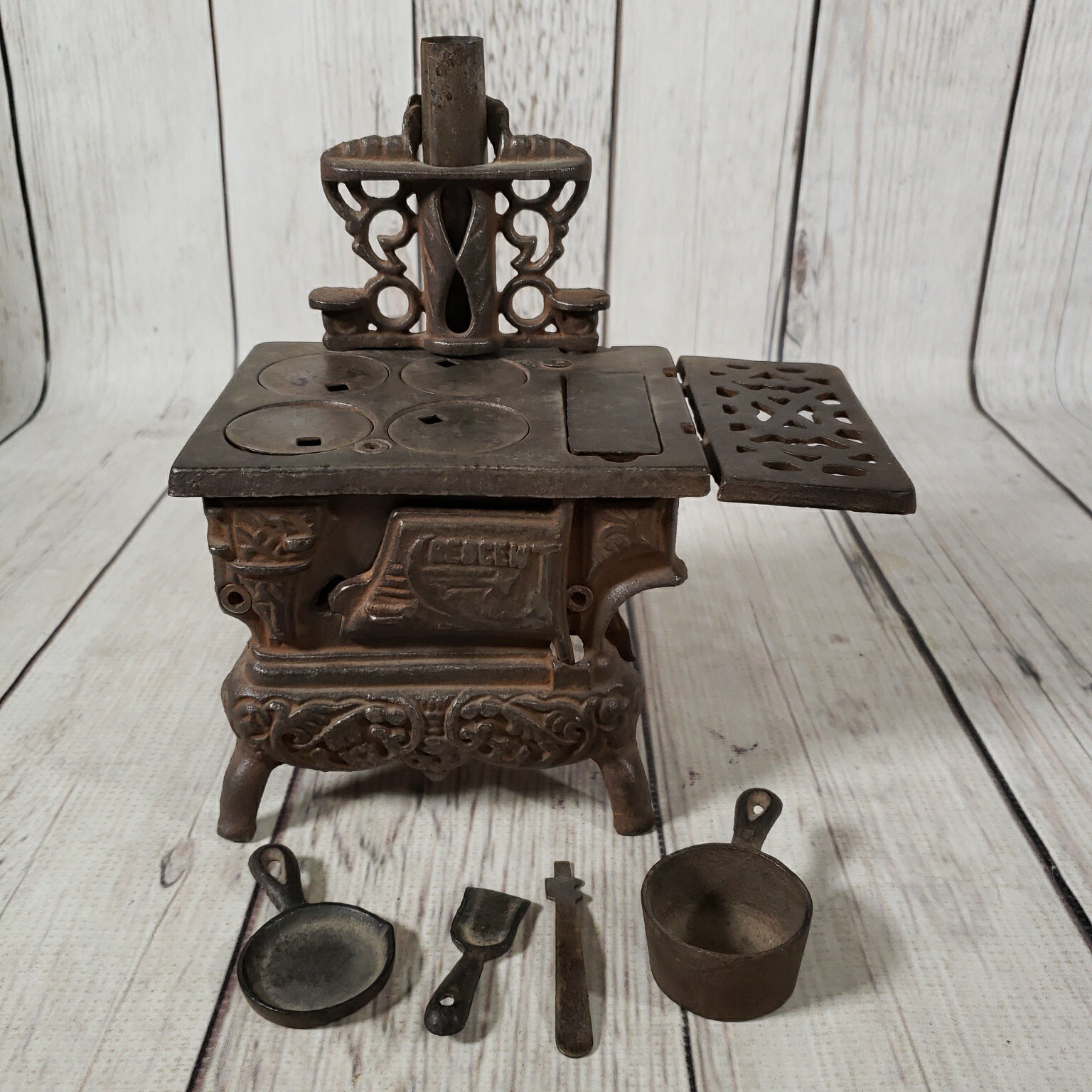 Vintage Small Mini CRESCENT Brand Wood Burning Replica Cast Iron Stove  Dollhouse | eBay