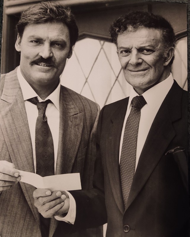 Original Vintage1986 Press Photo Stacy Keach Cornel Wilde THE NEW MIKE HAMMER