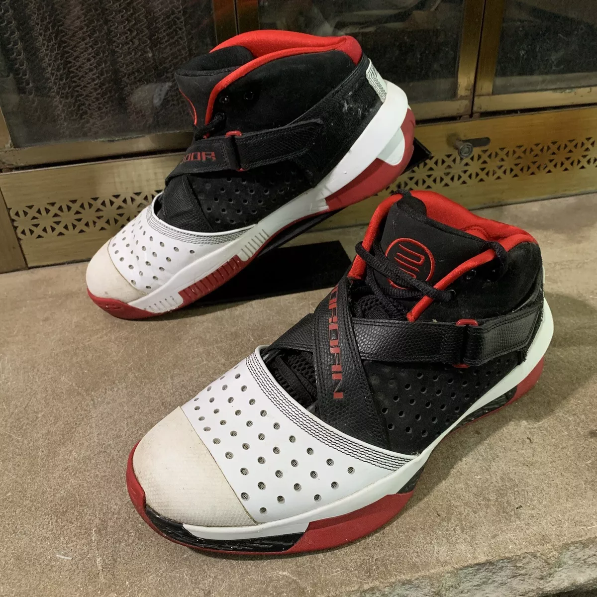 Outdoor jordan deals shoes