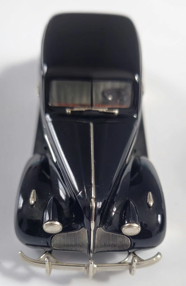 Buick Century 1939 modelos Brooklin sedán de 4 puertas 1:43 caja abierta  Foto 2 de 4