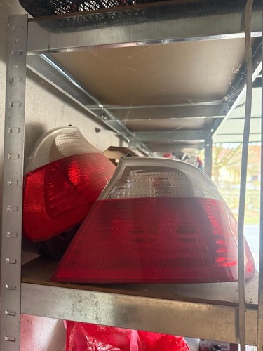 BMW Heckleuchten Links + Rechts 3er E46 8384844