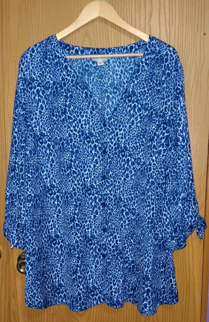Catherines Button Up Blouse Womens Size 3XL Blue Leopard Print Animal Print...