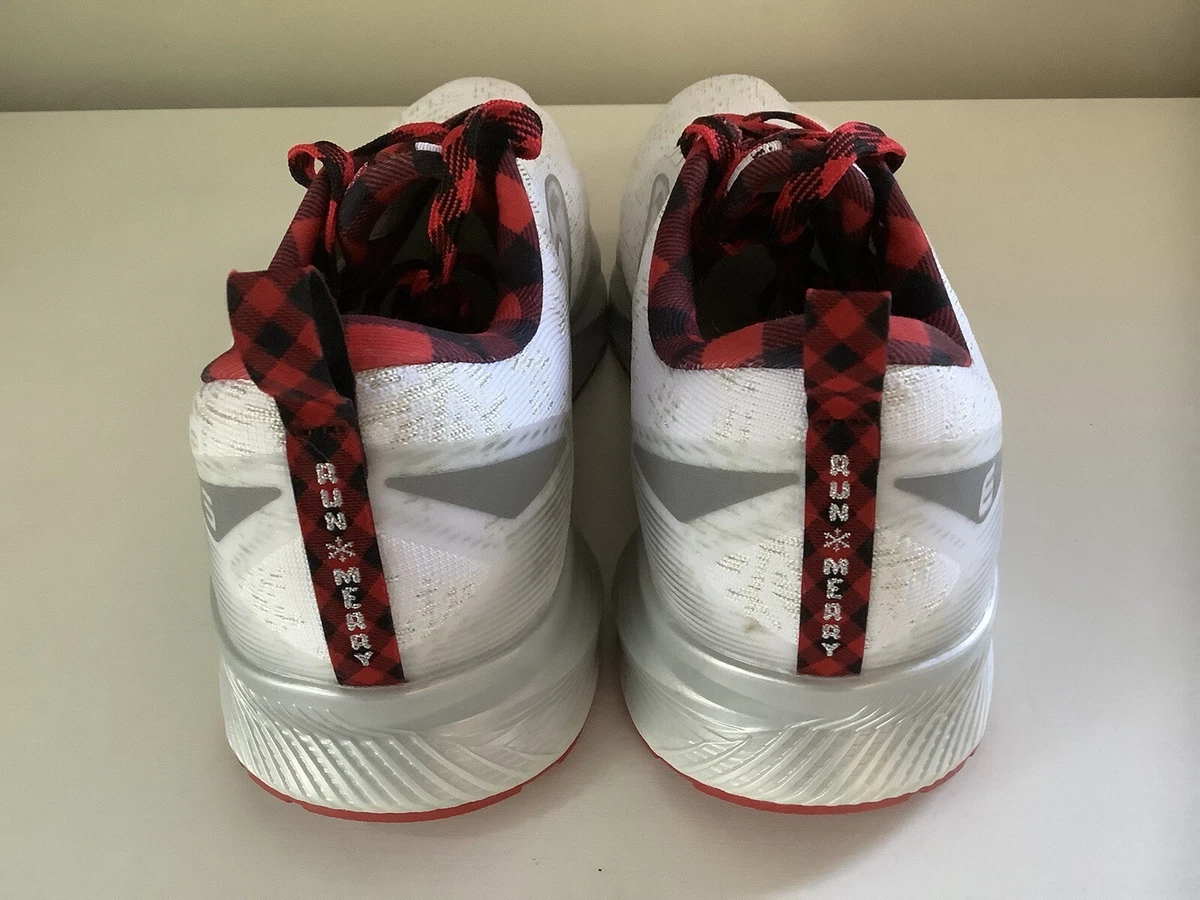 Brooks levitate christmas shoe cheap