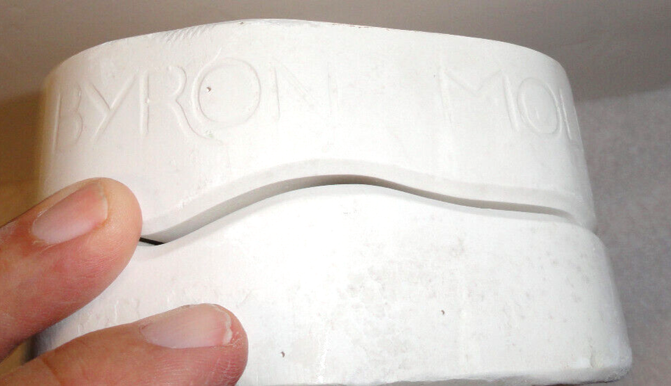 CERAMIC SLIP CASTING MOLD Byron Molds 1972 Willoughby, O 797 Carrots