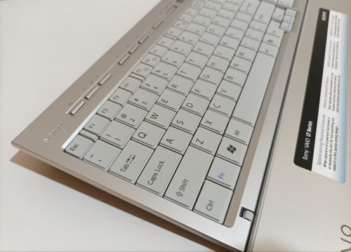 SONY VAIO VGP-WKB5US LT Series Wireless Keyboard *NEW IN BOX* (Keyboard Only) - Picture 7 of 19