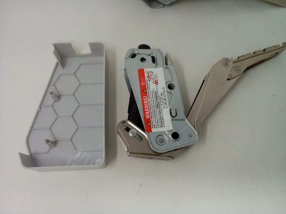 Hafele 372.91.320 LID STAY 免费 1.0 MOD A SF ST NIP PL GR 套装 — 第 3/4 张图片