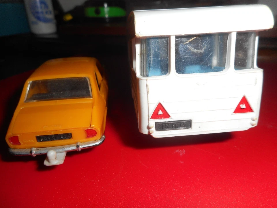 NOREV SET 93  SCALA 1/43 PEUGEOT 504  (6 APERTURE) CON CARAVAN PANORAMIC 14; VG. - Immagine 4 di 4